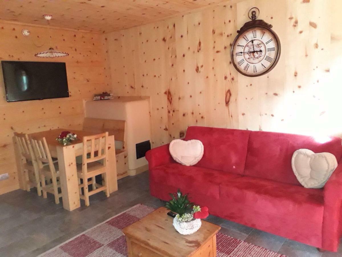 Ferienwohnung Al Bait Del Legn Bormio Exterior foto